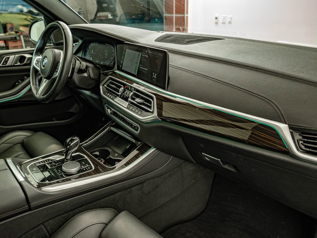 Used 2023 Manhattan Green Metallic BMW xDrive40i image 35