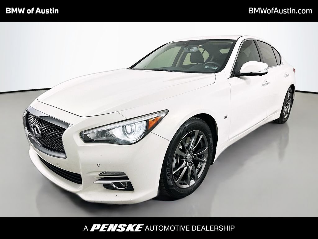 2015 INFINITI Q50 Premium's photo