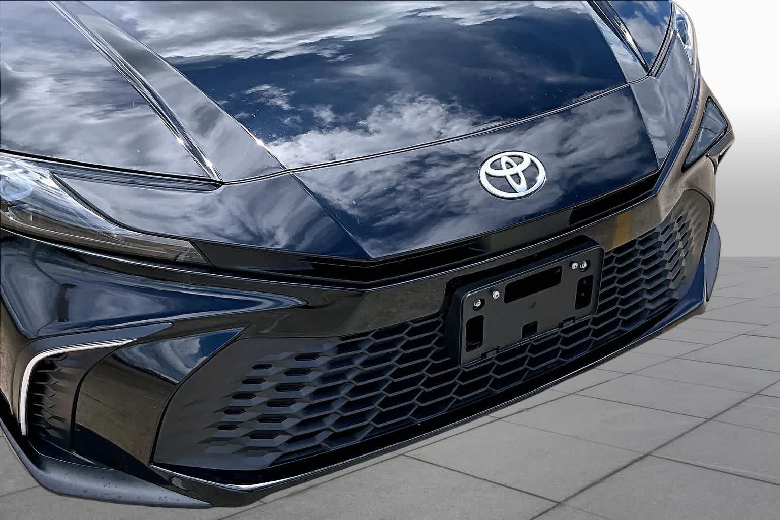 Used 2025 Midnight Black Metallic Toyota SE image 29