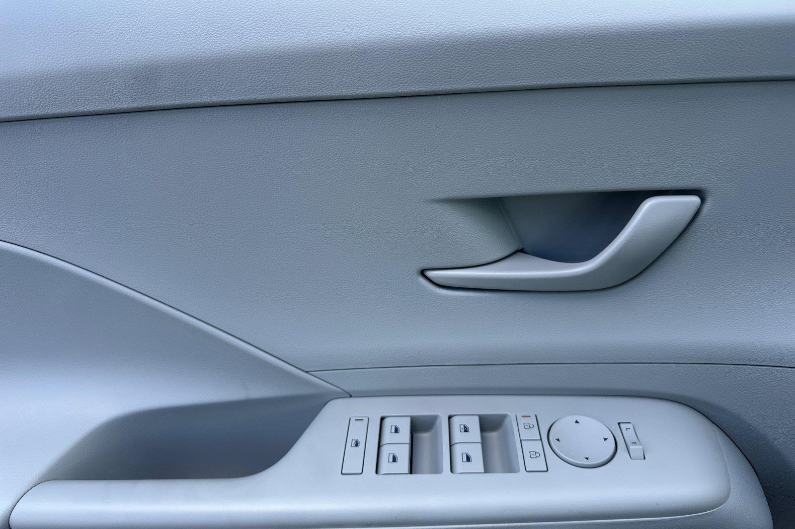 Used 2026 Denim Blue Pearl Hyundai SE image 10