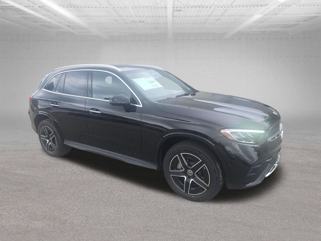 New 2026 Black Mercedes-Benz GLC 300 image 5