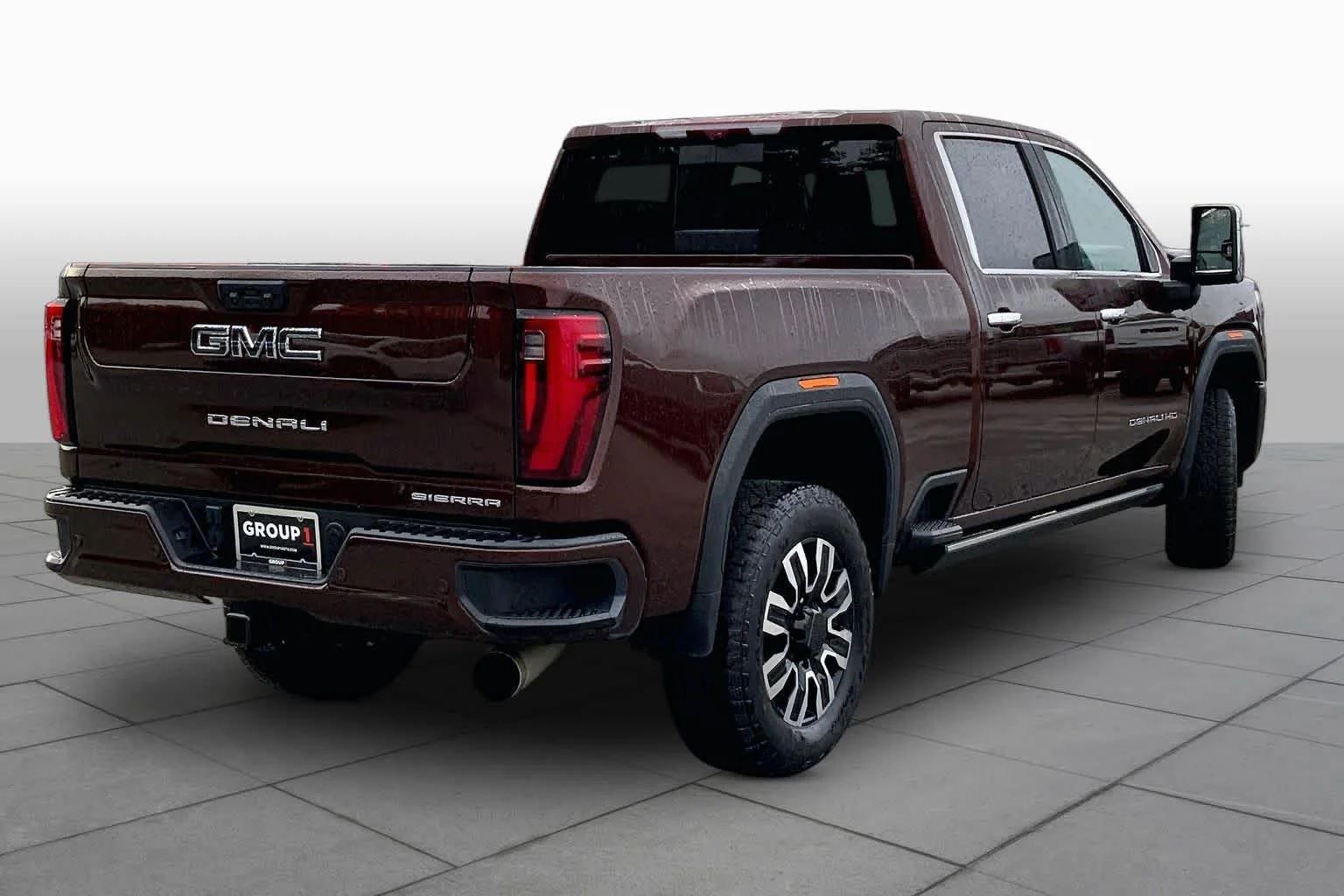 Used 2024 Redwood Metallic GMC Denali Ultimate image 13