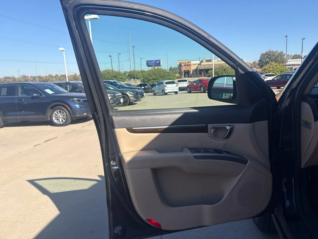 Used 2012 Blue Hyundai GLS image 9