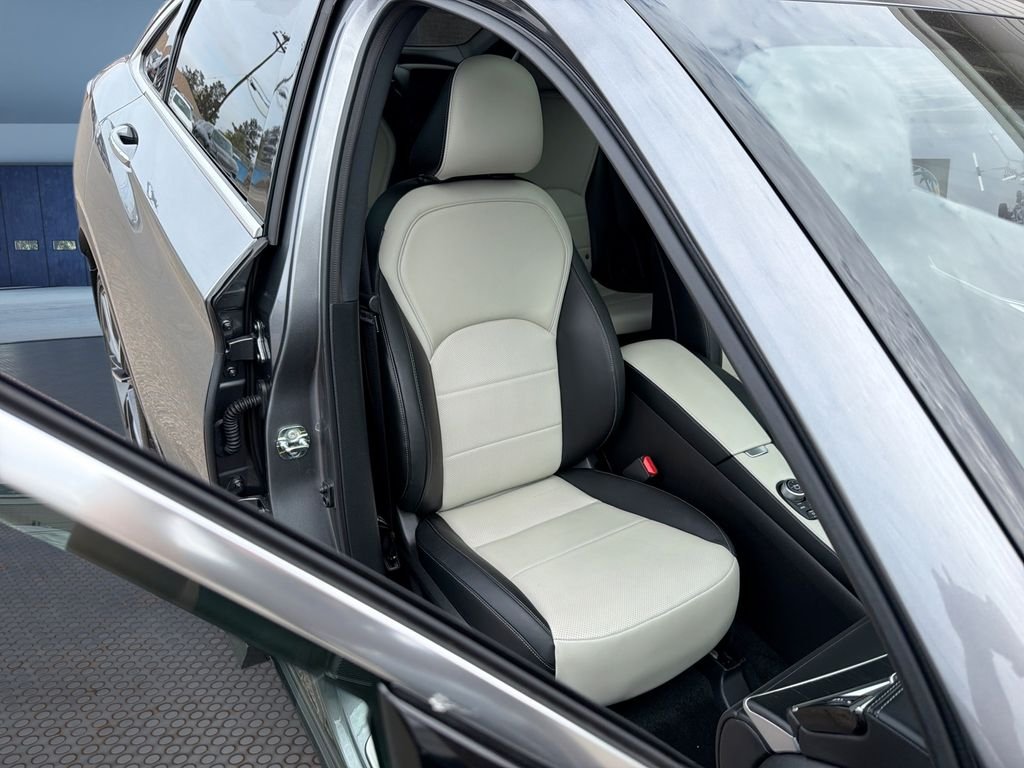Used 2023 Gray INFINITI SENSORY image 26