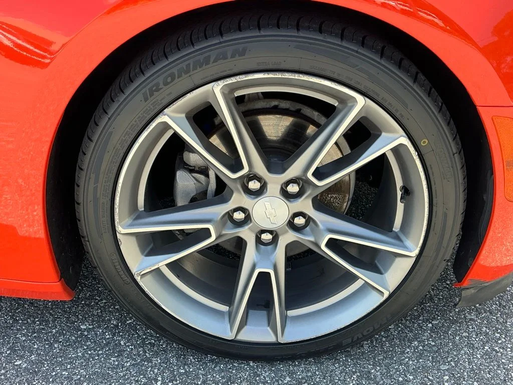 Used 2019 Orange Chevrolet 3LT image 22