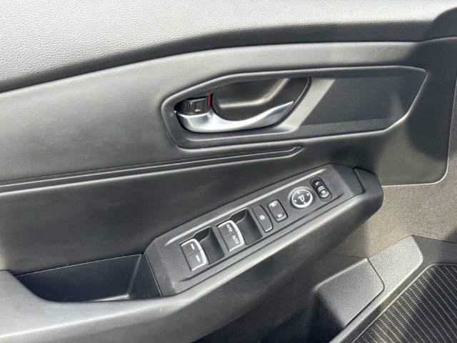 2025 Honda Accord SE - Photo 18