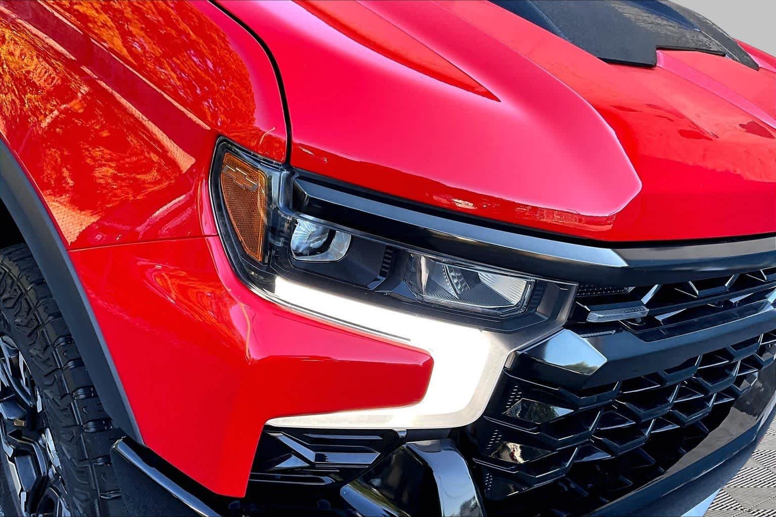 Used 2023 Red Hot Chevrolet ZR2 image 55