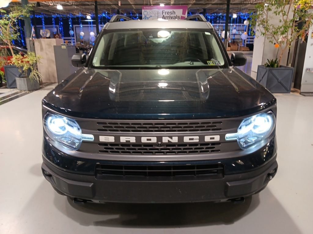 Used 2023 Blue Ford Badlands image 3