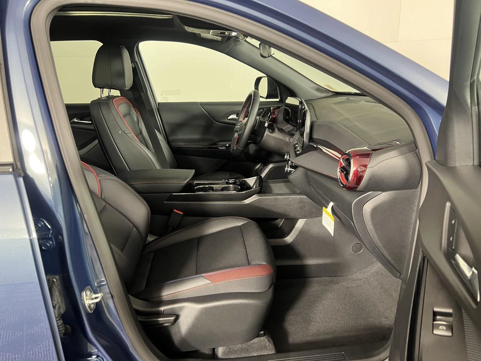 Used 2026 Lakeshore Blue Metallic Chevrolet AWD RS image 32