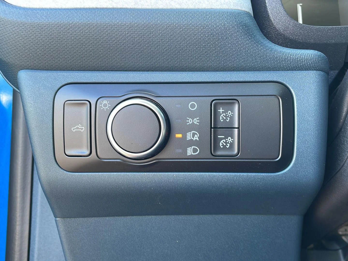 New 2026 Velocity Blue Ford XLT image 10