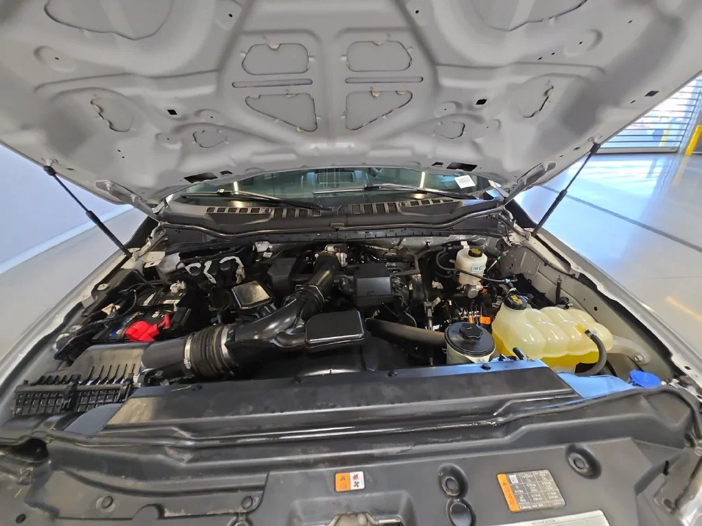 Used 2022 Silver Ford XL image 30