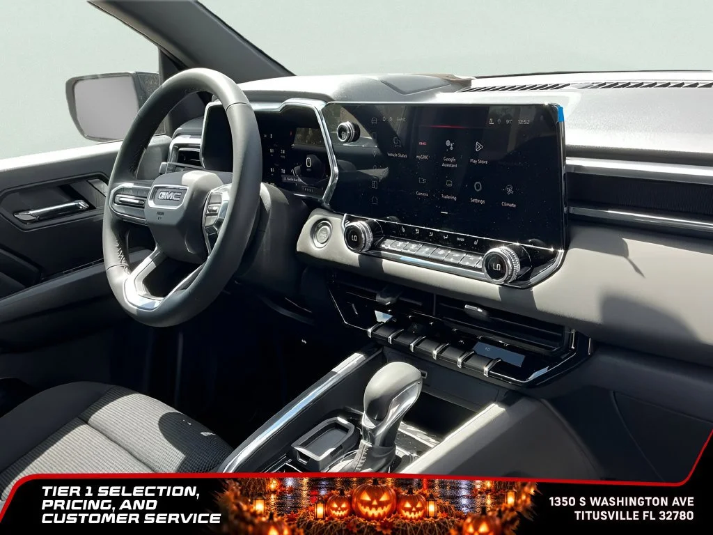 New 2026 Sterling Metallic GMC Elevation image 18