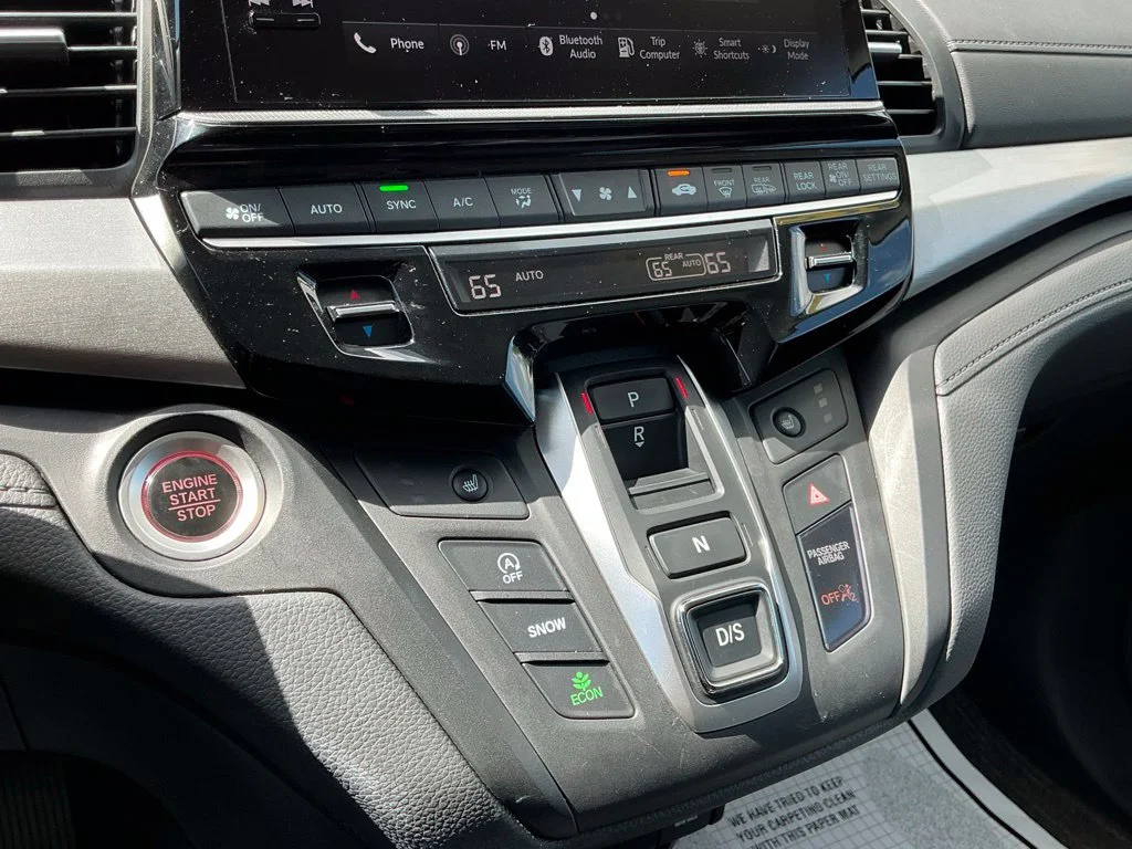 Used 2025  Honda EX-L image 42