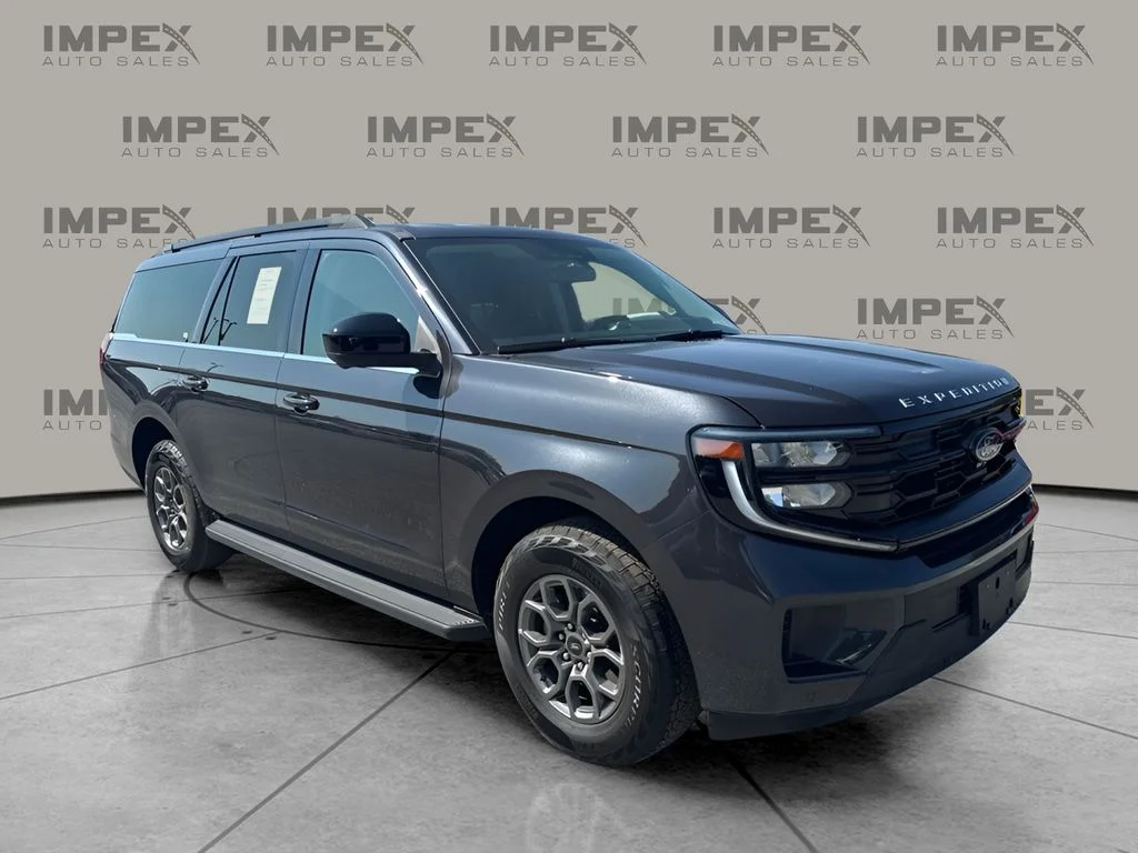 Used 2025 Gray Ford Active image 7