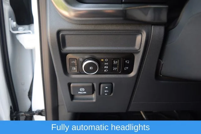 Used 2025 White Ford Platinum image 7