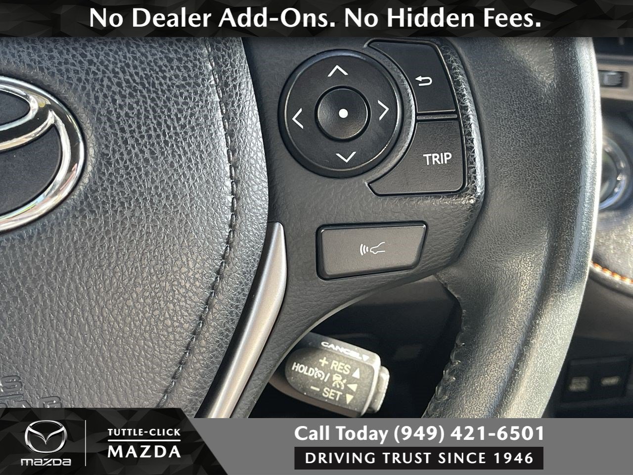 Used 2016 MAGNETIC GRAY MET Toyota SE image 26