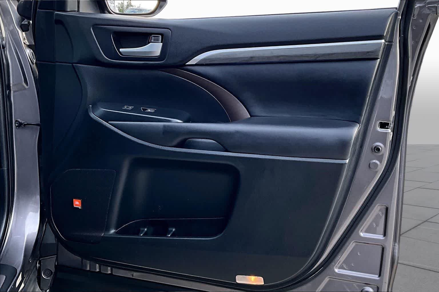 Used 2019 Predawn Gray Mica Toyota Limited Platinum image 22