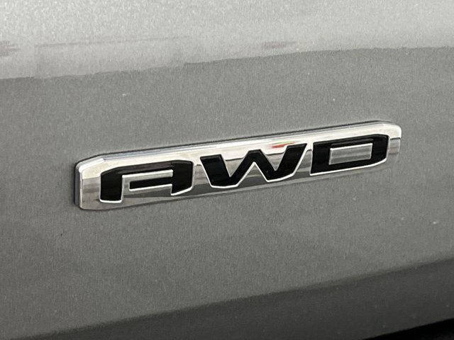Used 2025 Sterling Metallic GMC AWD AT4 image 34