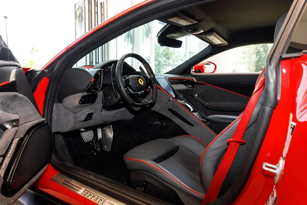 Used 2022 Rosso Corsa Ferrari  image 9