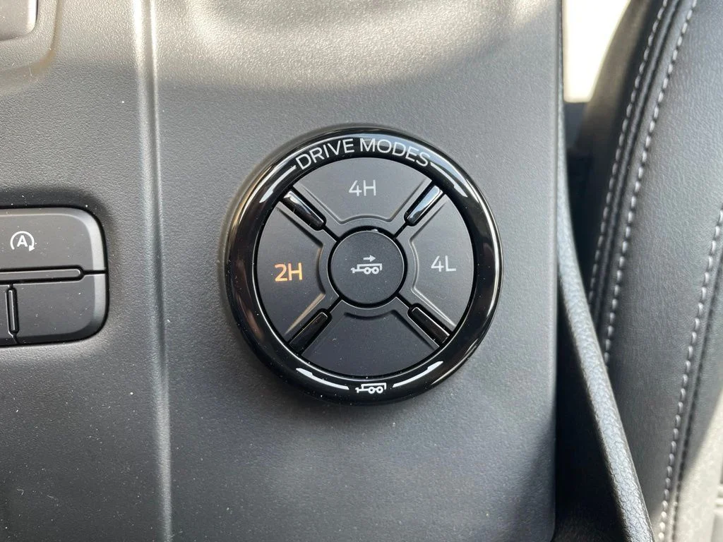 New 2026 SHADOW BLACK Ford Lariat image 24
