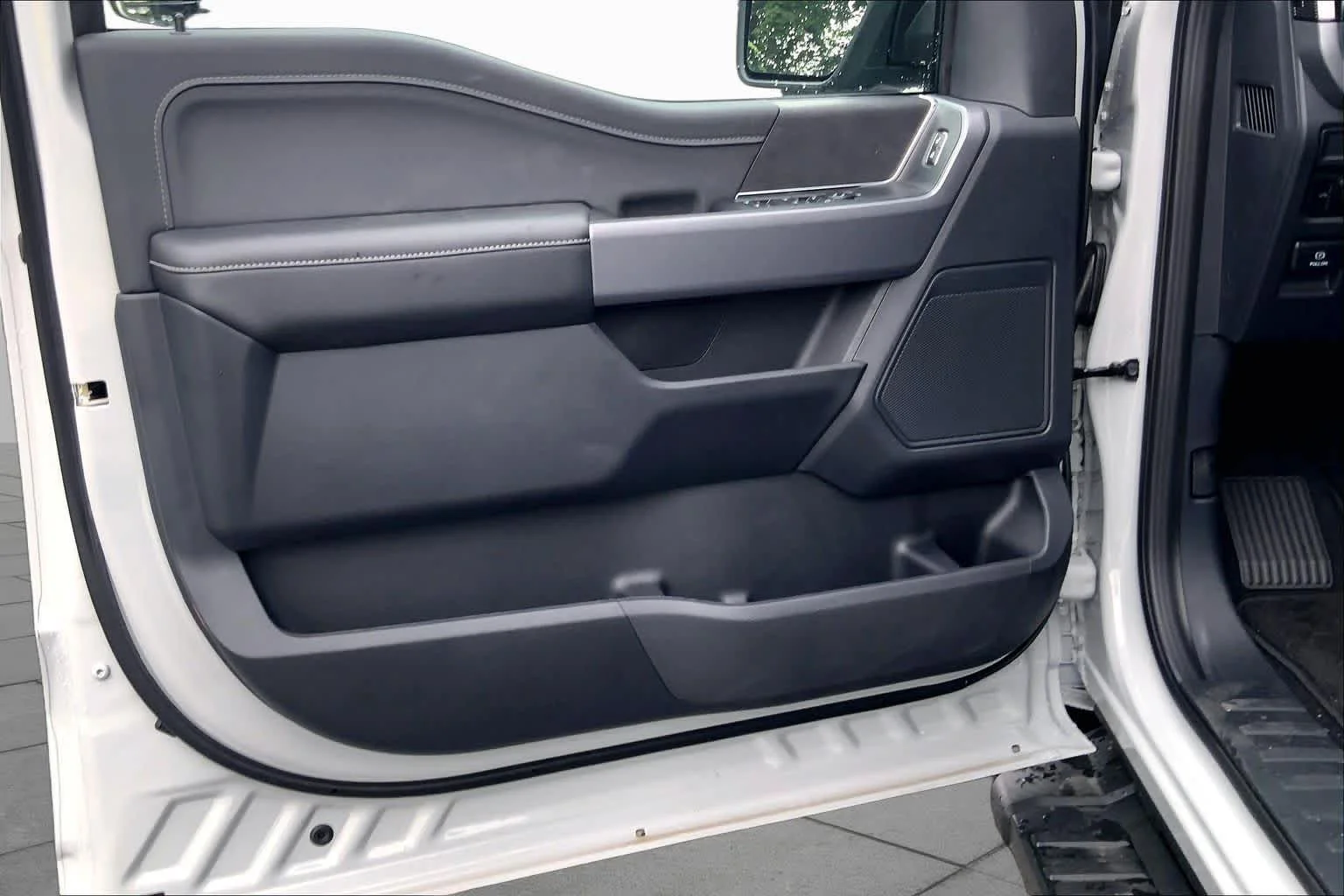 2026 Ford F-150 XLT - Photo 11
