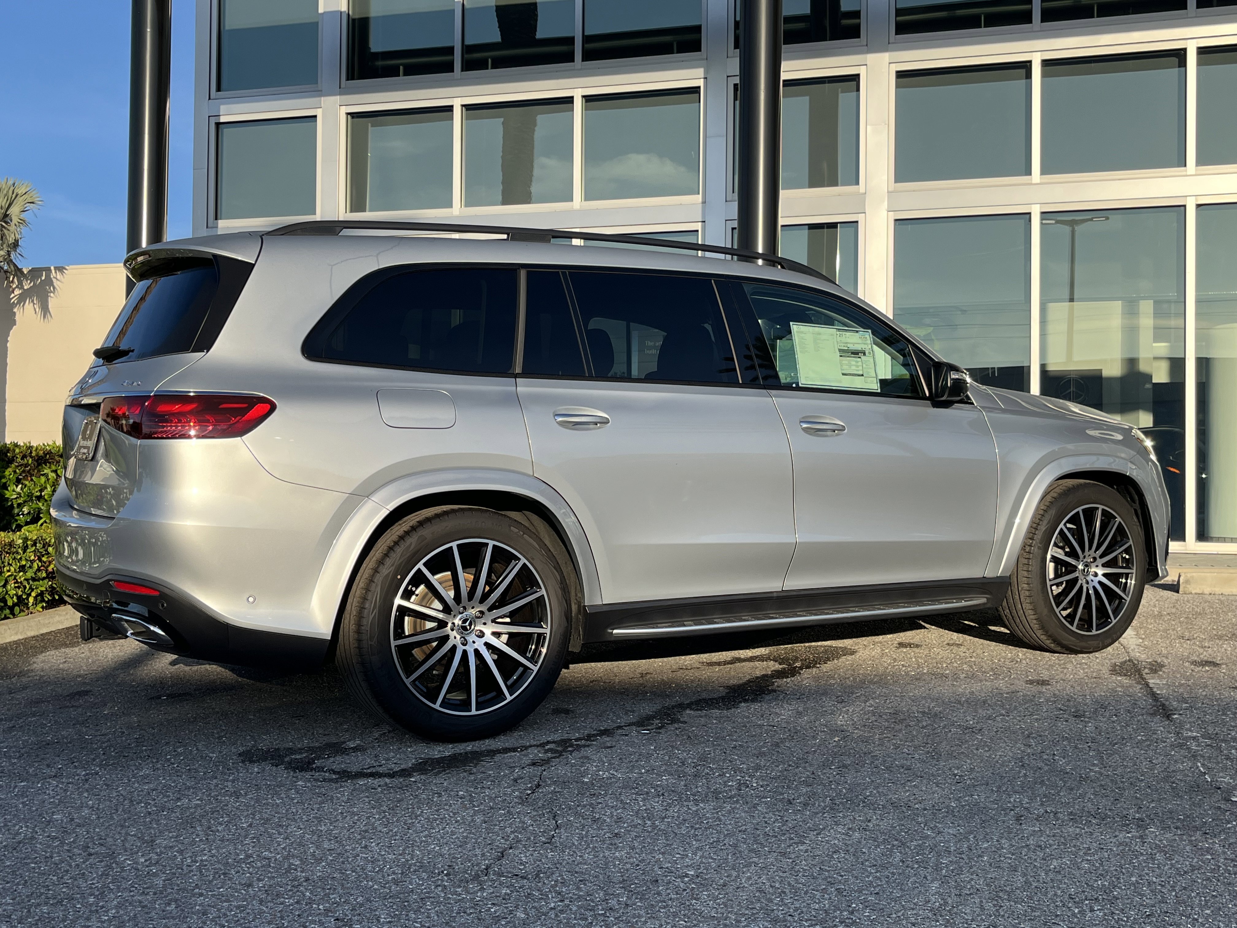 New 2026 CIRRUS SILVER Mercedes-Benz GLS 450 image 7