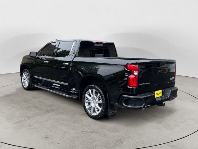 Used 2024 Black Chevrolet High Country image 3