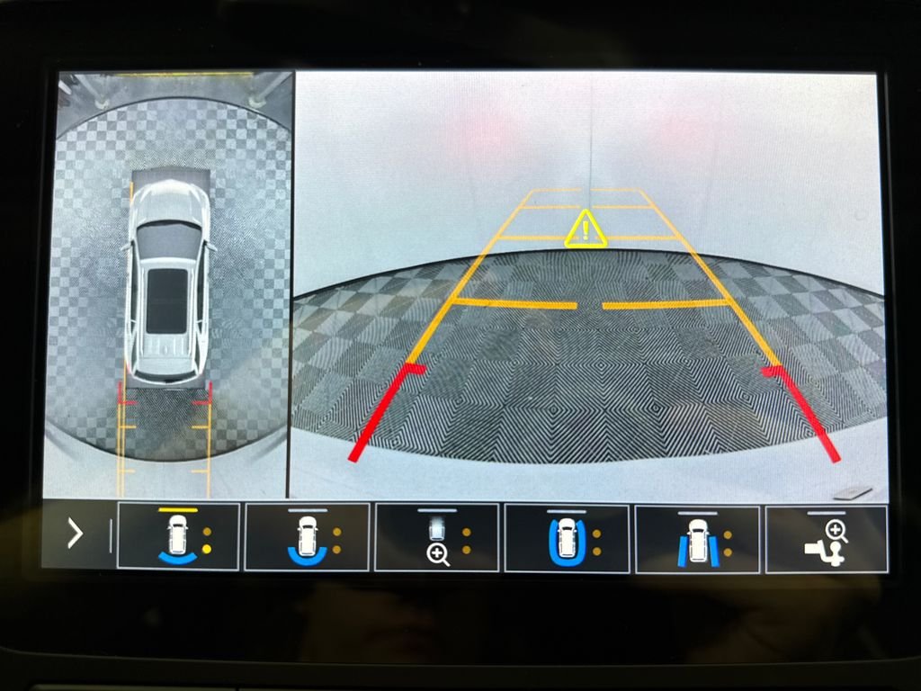 2021 Chevrolet Equinox Premier - Photo 16