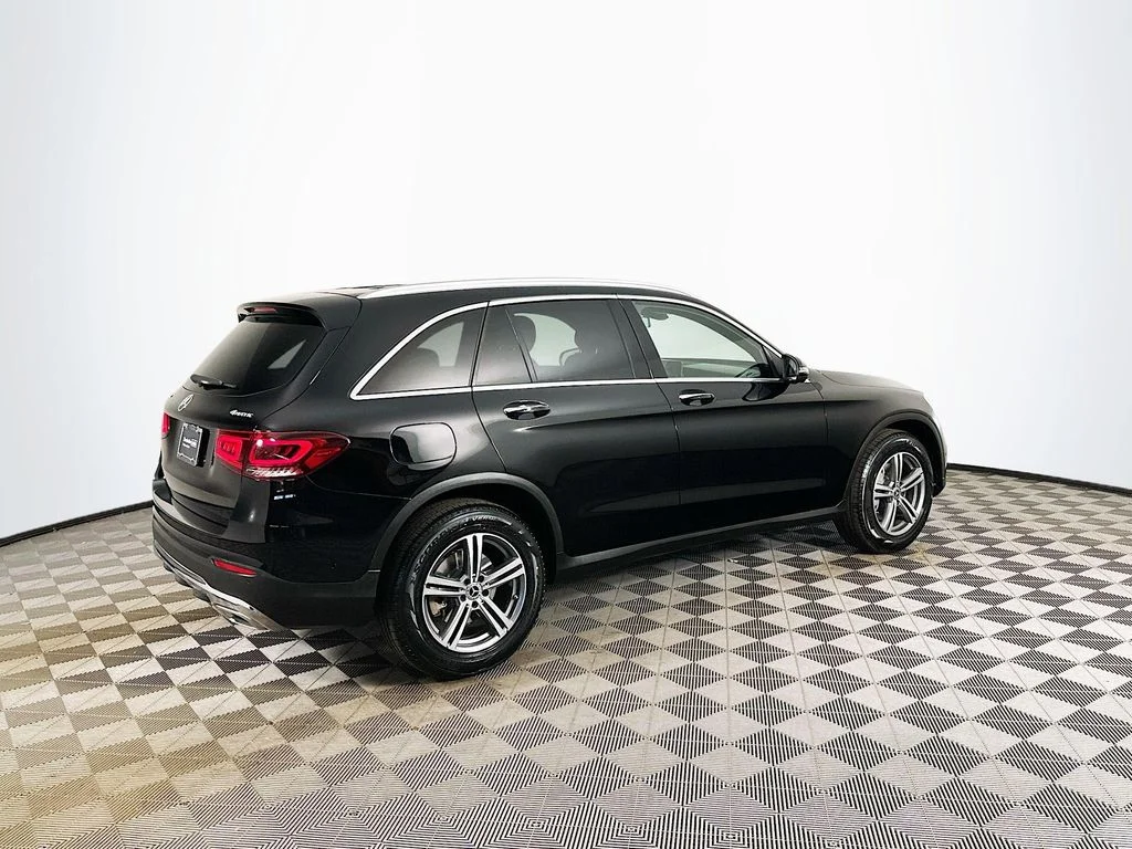 Used 2021 Black Mercedes-Benz GLC 300 image 6