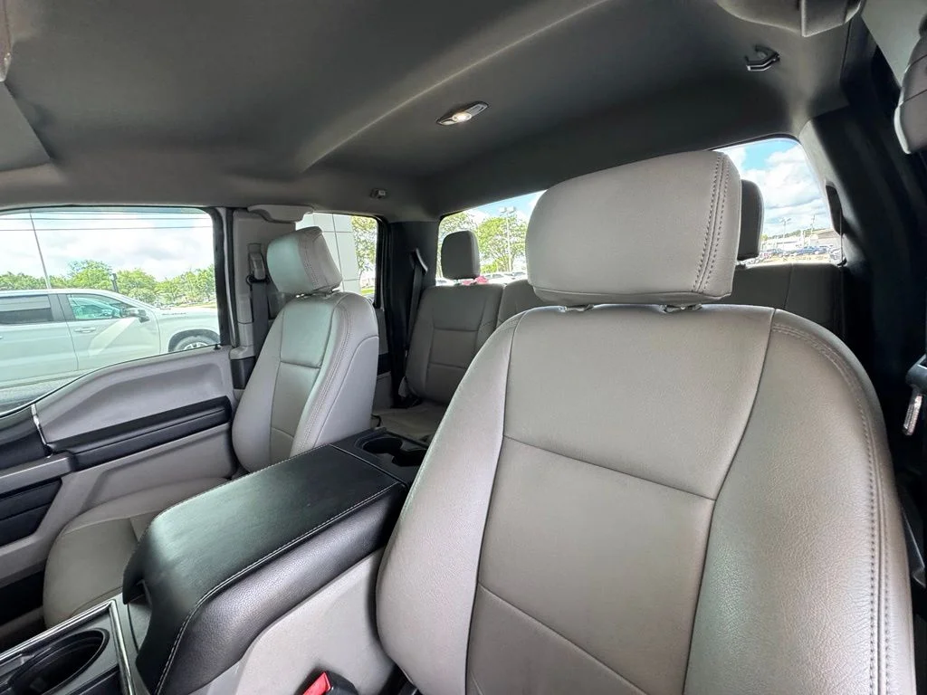 Used 2020 Silver Metallic Ford XLT image 13