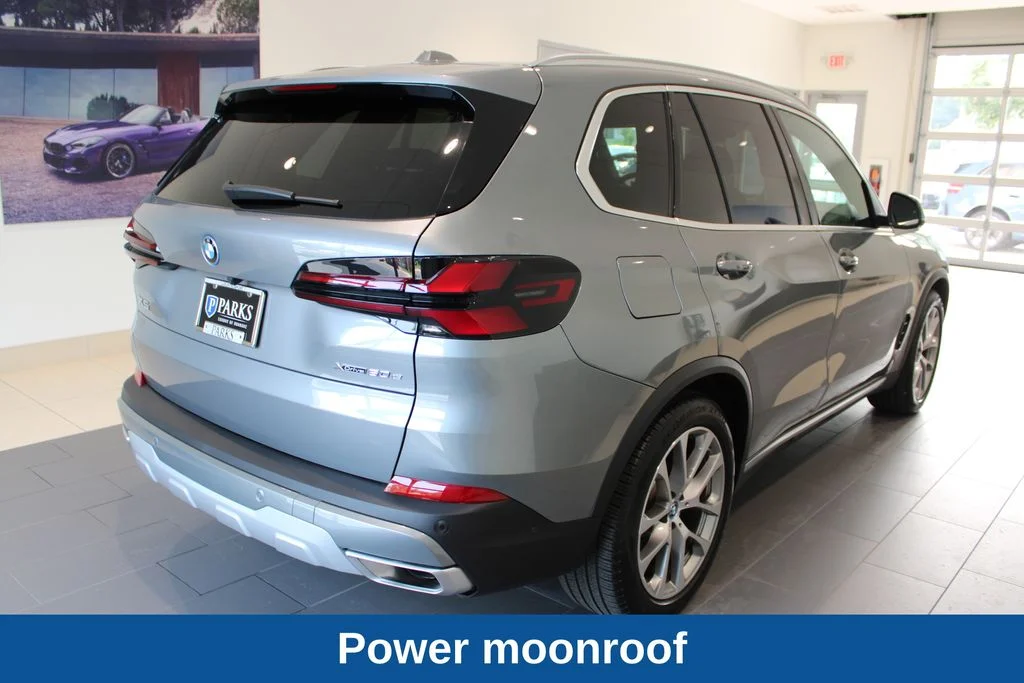 Used 2025 Gray BMW xDrive50e image 21