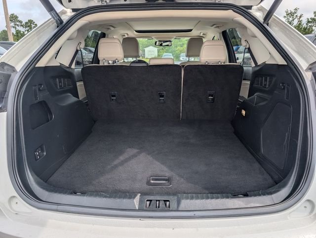 Used 2020 White Ford Titanium image 27