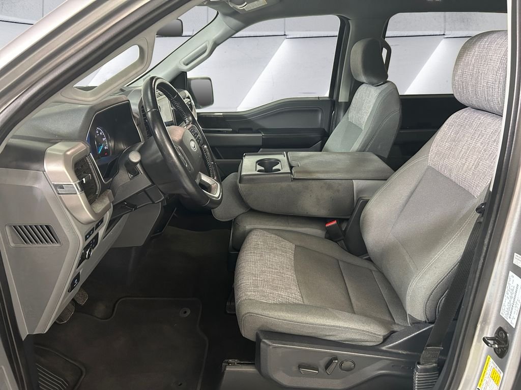 Used 2022 Silver Ford XLT image 7