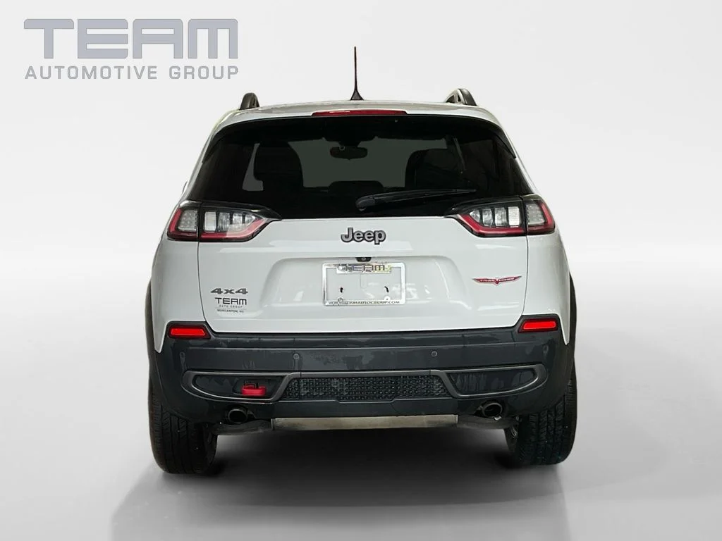 Used 2019 White Jeep Trailhawk image 6