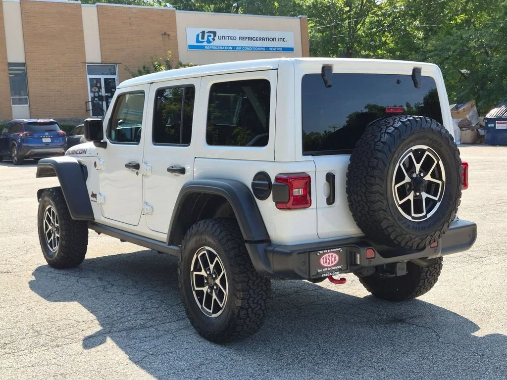 Used 2024 White Jeep Rubicon image 8