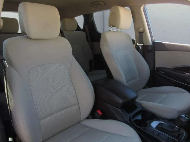 Used 2017 Marlin Blue Hyundai 2.4 Base image 10