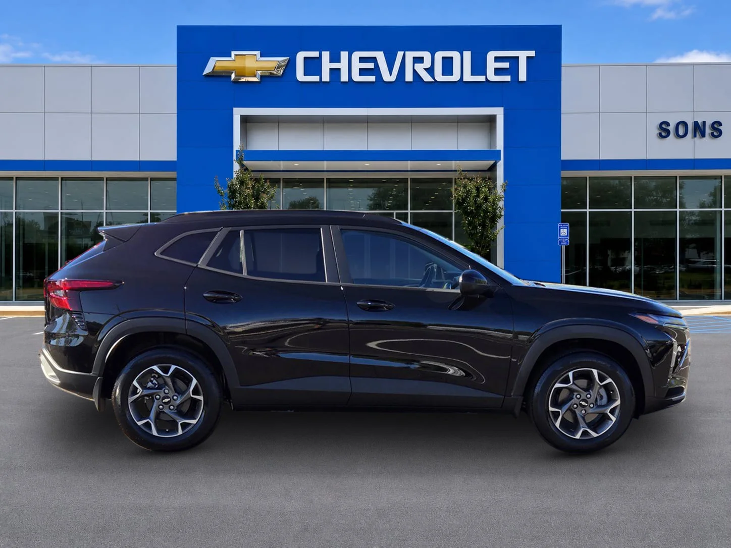 New 2026 Mosaic Black Metallic Chevrolet LT image 4