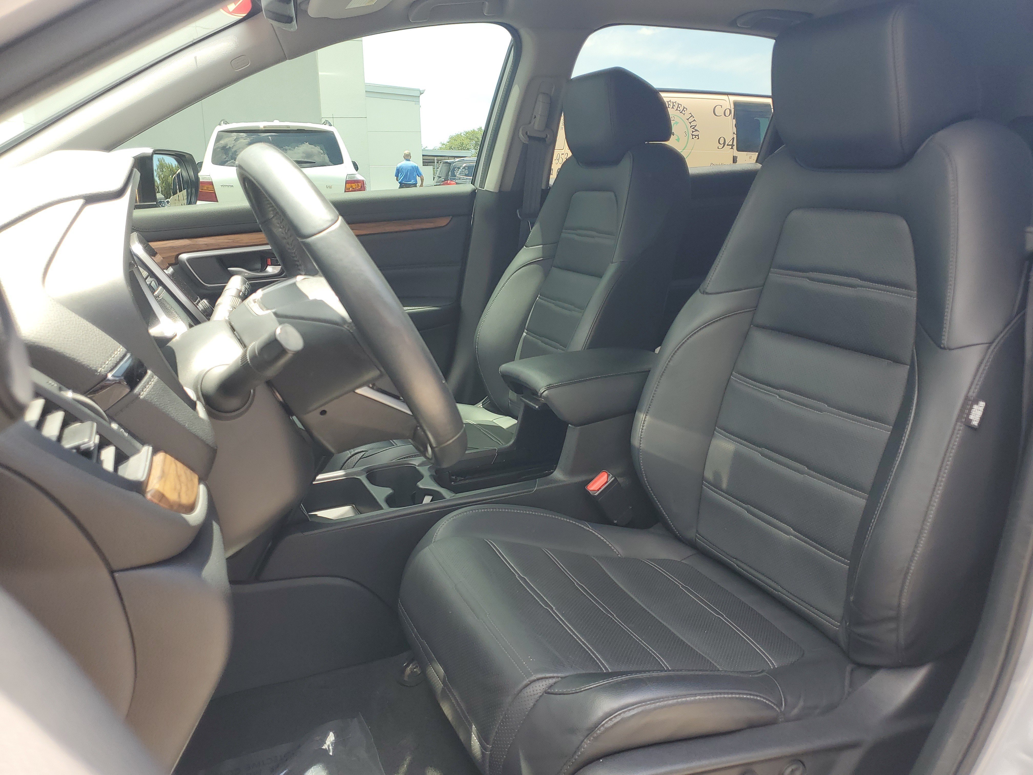 Used 2020 Silver Honda EX-L image 18