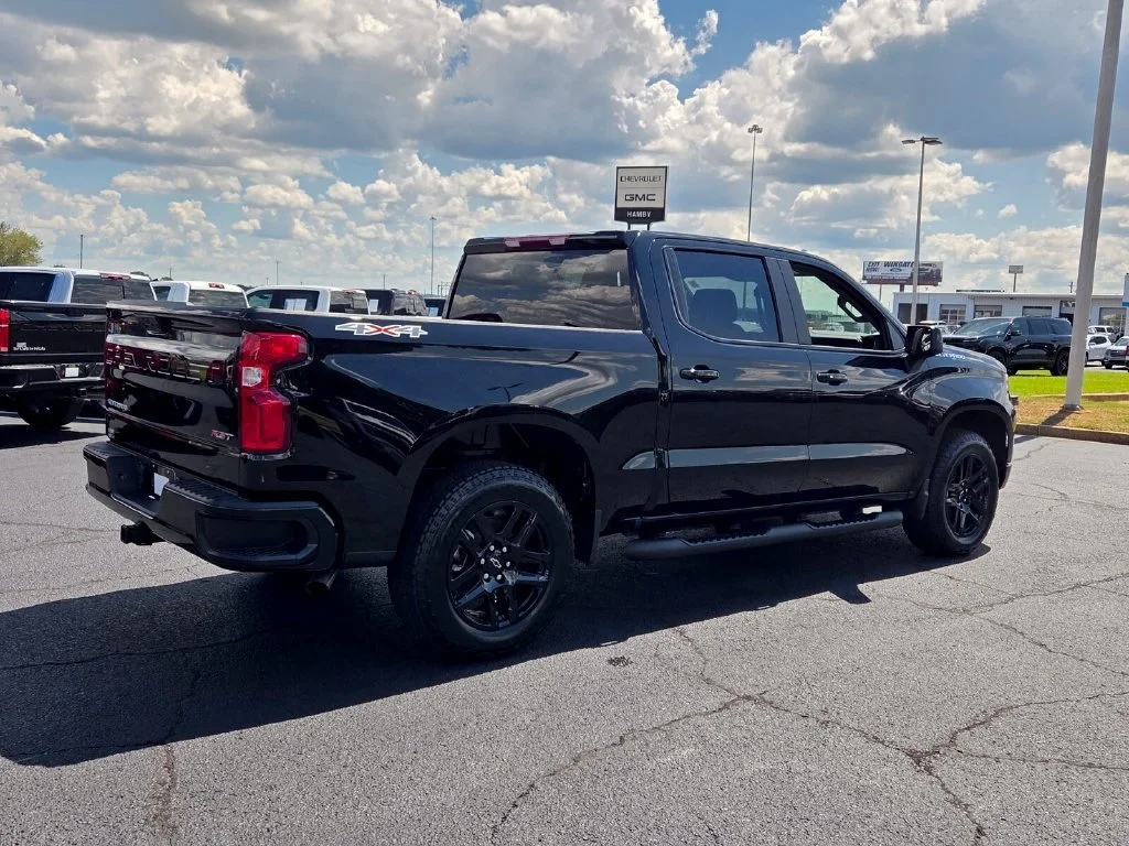 New 2026 Black Chevrolet RST image 38