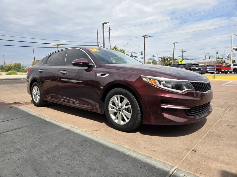 Used 2016 Sangria Kia LX image 4
