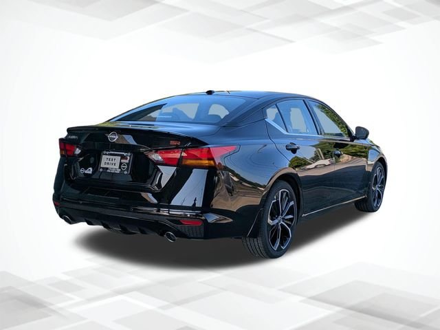 New 2026 Black Nissan 2.5 SR image 4