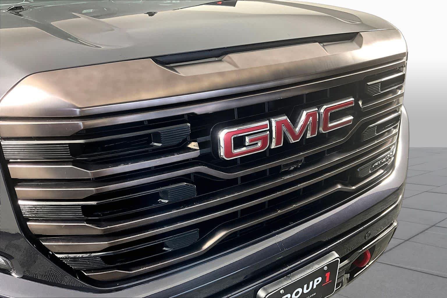 Used 2022 Titanium Rush Metallic GMC AT4X image 29