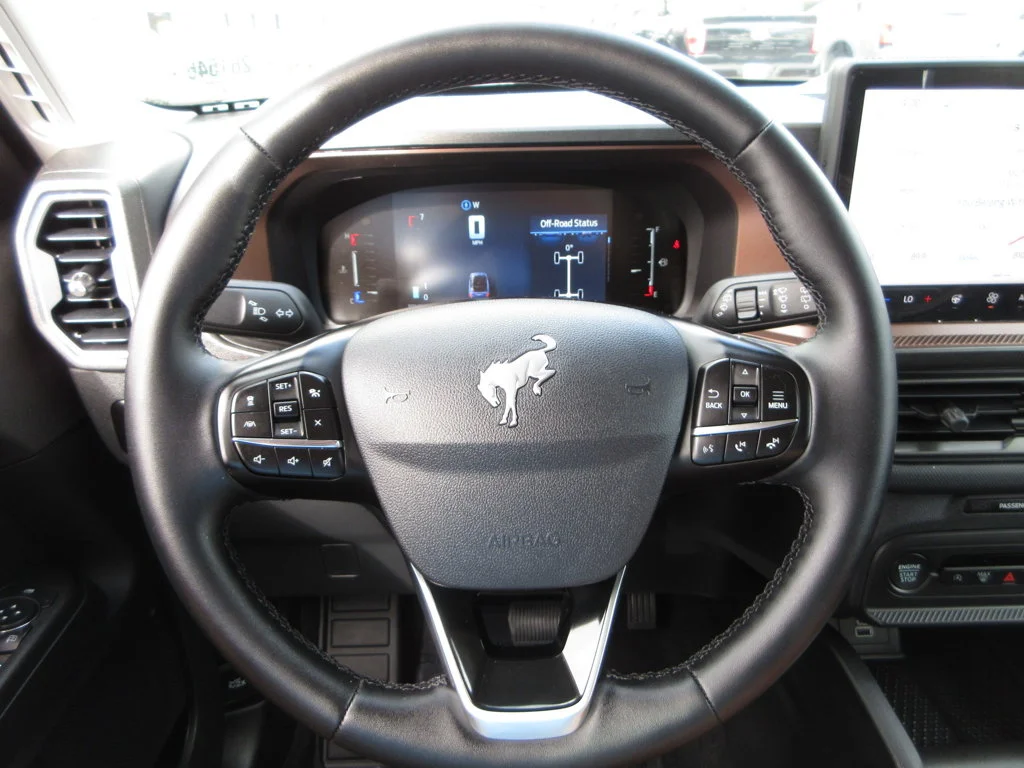 New 2026 Carbonized Gray Metallic Ford Outer Banks image 15