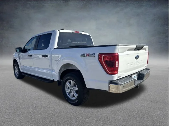 Used 2021 White Ford XLT image 16