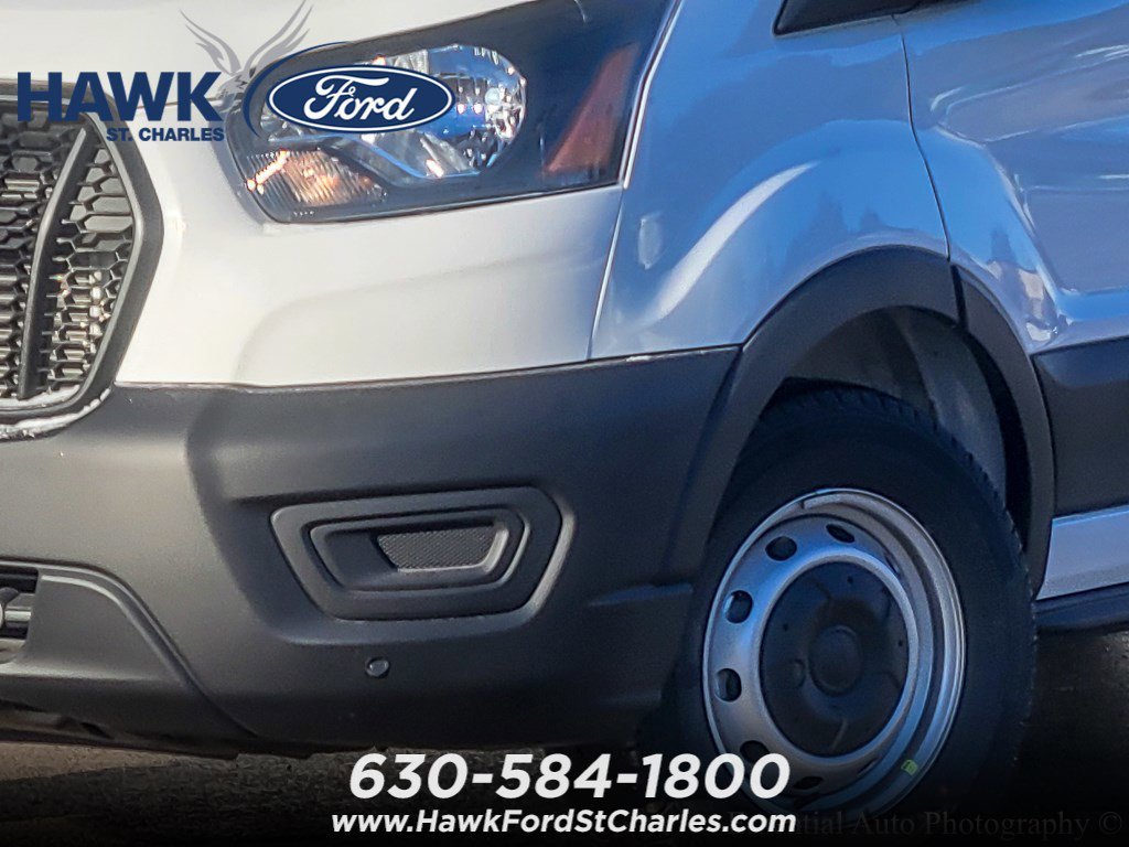 New 2026 Oxford White Ford Cargo Van image 3