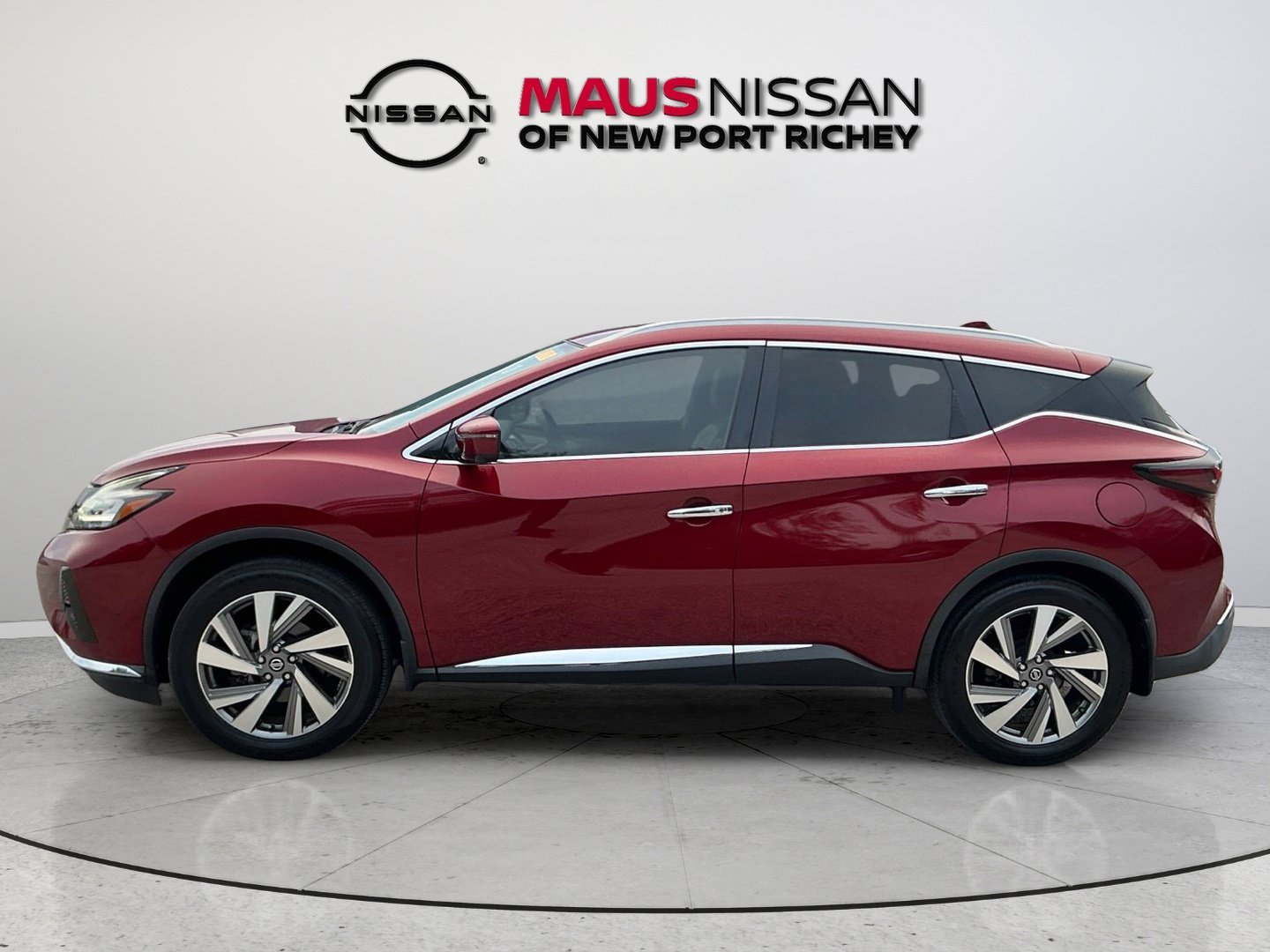 Certified Used 2021 Red Nissan SL image 4