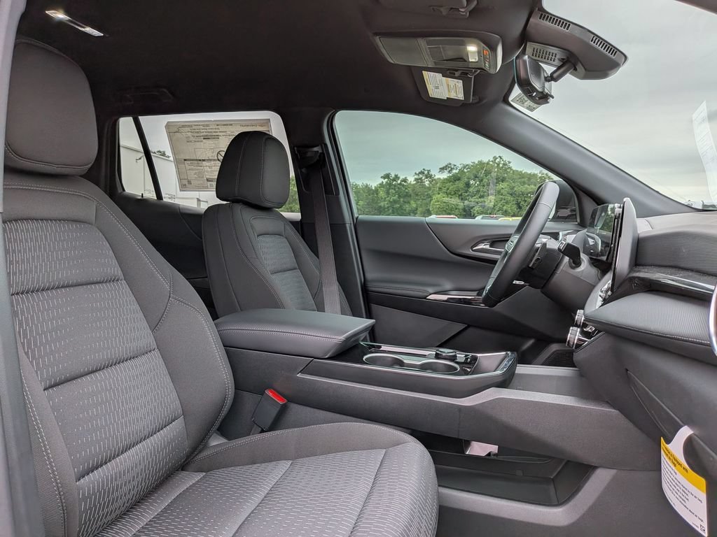 2026 Chevrolet Equinox LT - Photo 31