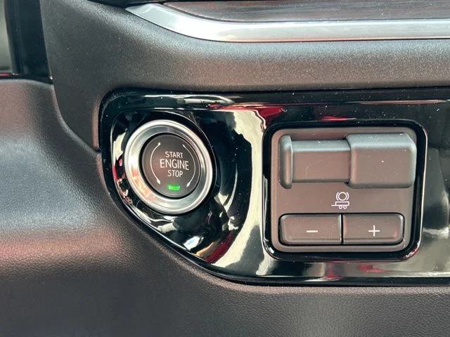New 2026 Onyx Black GMC SLT image 39