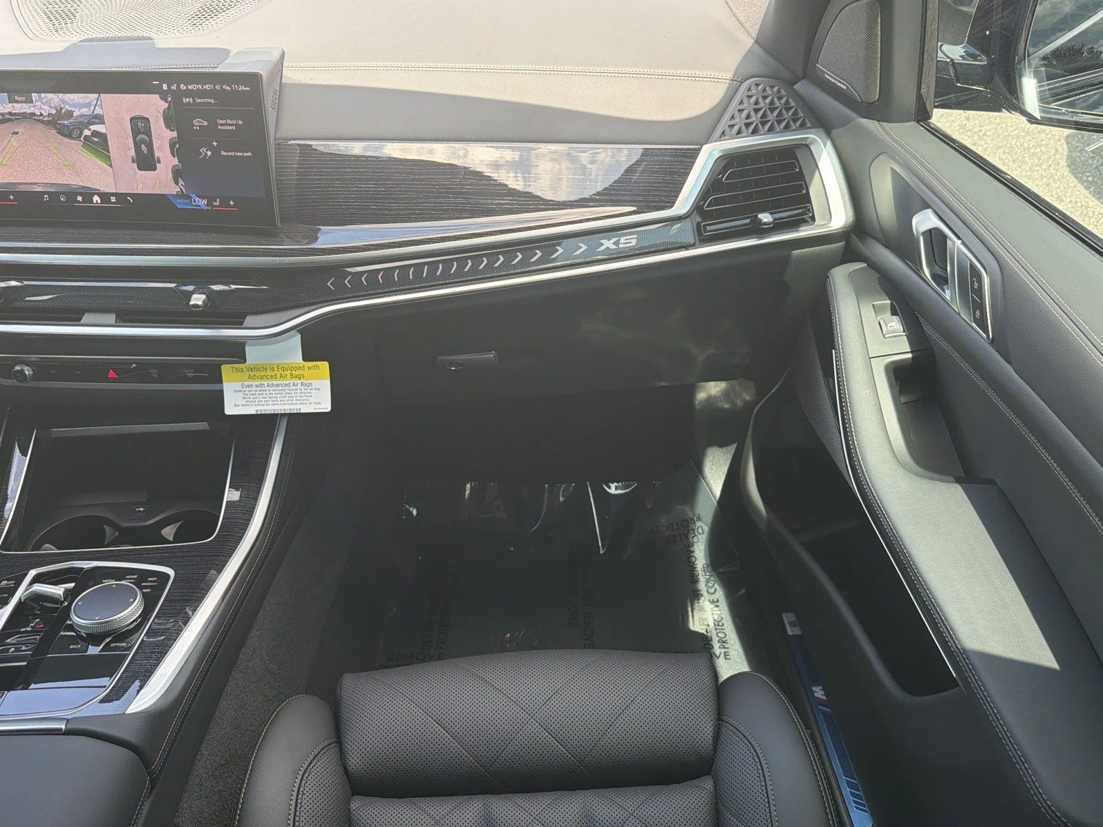 New 2026 Black Sapphire Metallic BMW sDrive40i image 18