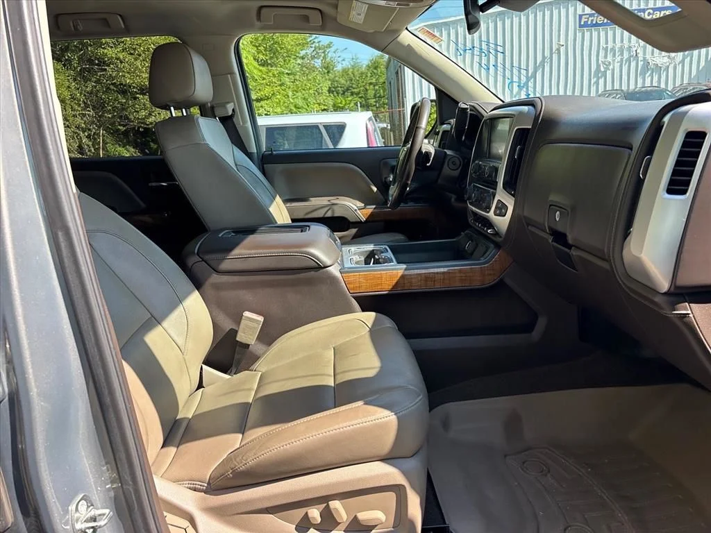 Used 2017 Gray GMC SLT image 13